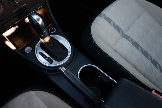 2018 Volkswagen Beetle S Automatic - 22973337 - 40