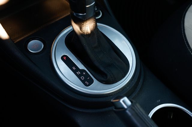 2018 Volkswagen Beetle S Automatic - 22973337 - 41