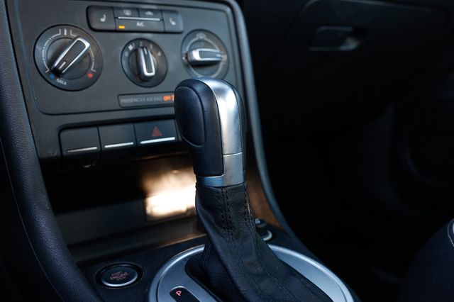 2018 Volkswagen Beetle S Automatic - 22973337 - 42