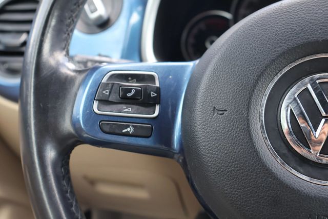 2018 Volkswagen Beetle Convertible CONVERTIBLE, BLUETOOTH, BACKUP CAMERA, SPOILER, LEATHER SEATS!!! - 22888884 - 22