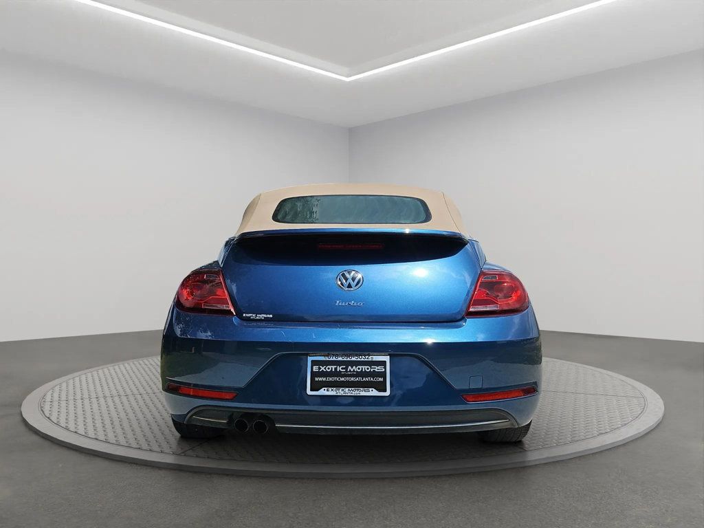 2018 Volkswagen Beetle Convertible photo 5