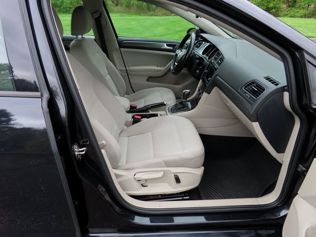 2018 Volkswagen Golf 1.8T 4-Door S Automatic - 23017641 - 19