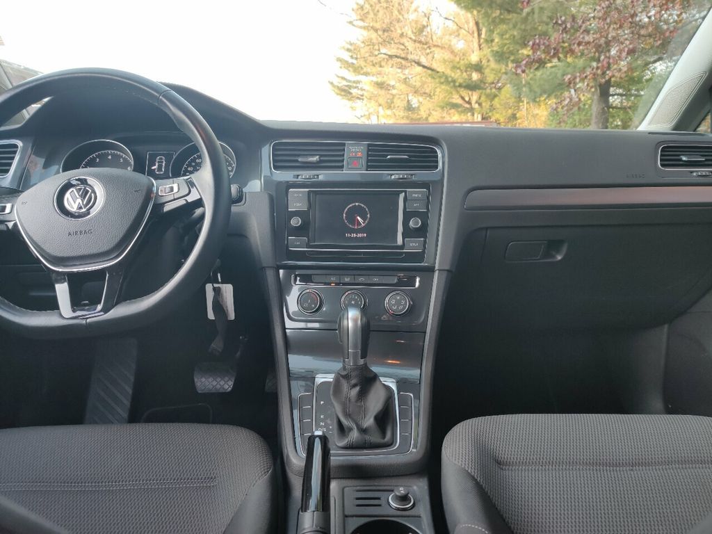 2018 Volkswagen Golf 1.8T 4-Door S Automatic - 19587423 - 15