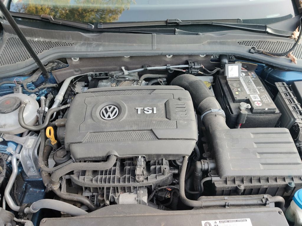 2018 Volkswagen Golf 1.8T 4-Door S Automatic - 19587423 - 26