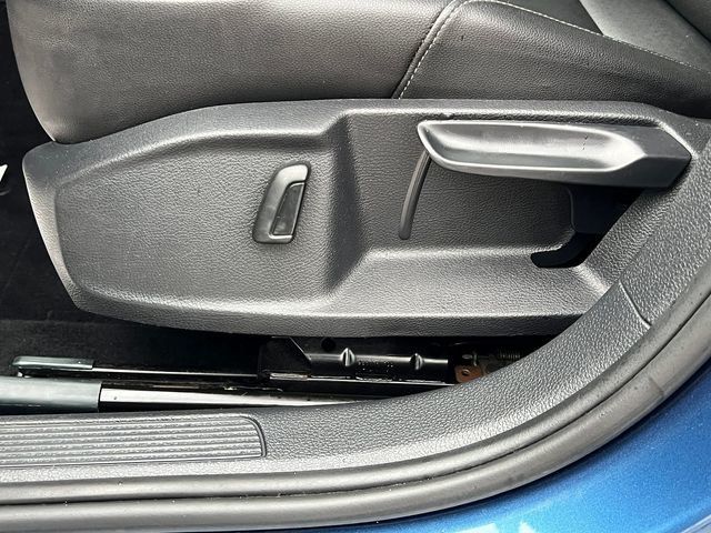 2018 Volkswagen Golf 1.8T 4-Door SE Automatic - 23079363 - 9