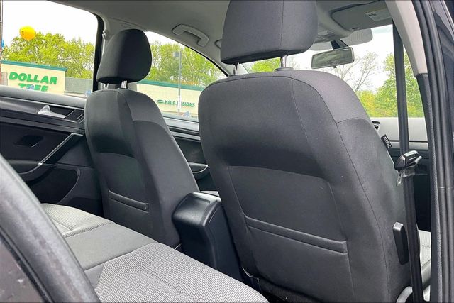 2018 Volkswagen Golf TSI SE 4-Door - 22967723 - 15