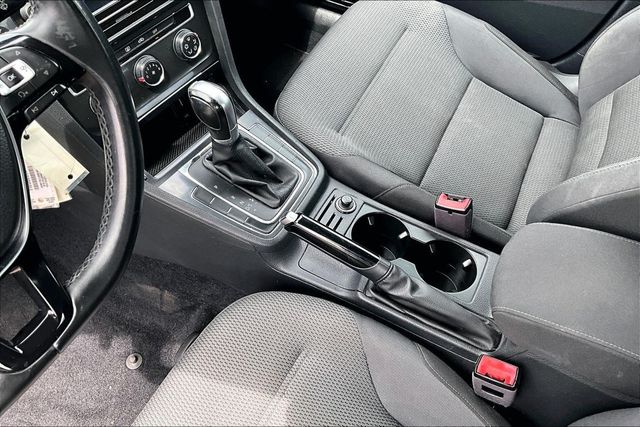2018 Volkswagen Golf TSI SE 4-Door - 22967723 - 31