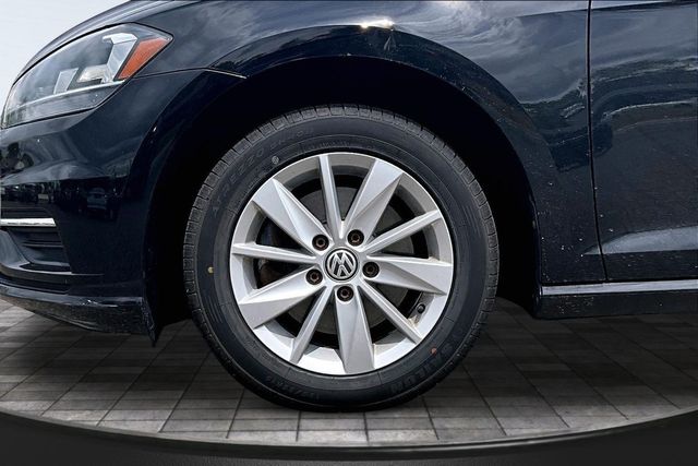 2018 Volkswagen Golf TSI SE 4-Door - 22967723 - 35