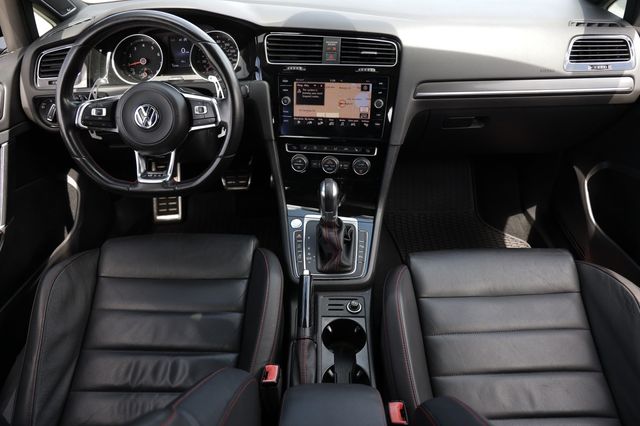 2018 Volkswagen Golf GTI  - 23046053 - 1