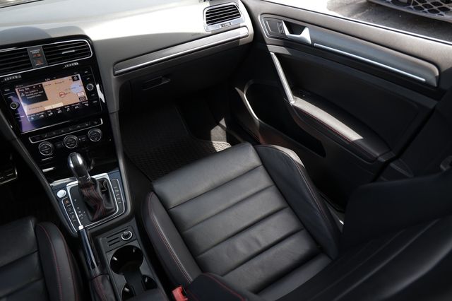 2018 Volkswagen Golf GTI  - 23046053 - 22