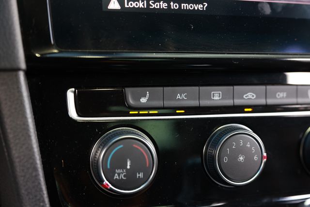 2018 Volkswagen Golf GTI 2.0T 4-Door SE DSG - 23038425 - 33
