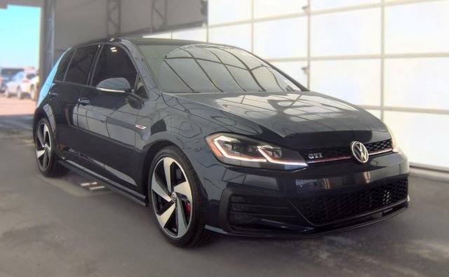2018 Volkswagen Golf GTI 2.0T 4-Door SE DSG - 23038425 - 3