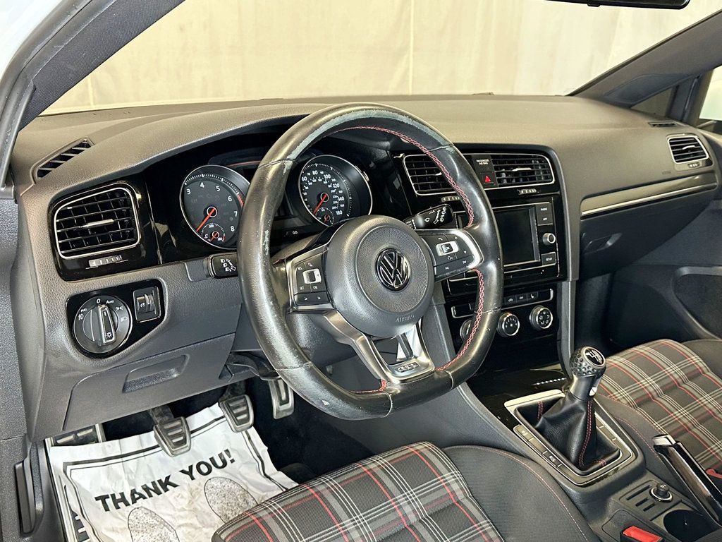 2018 Volkswagen Golf GTI 2.0T 4-Door S Manual - 23078153 - 22