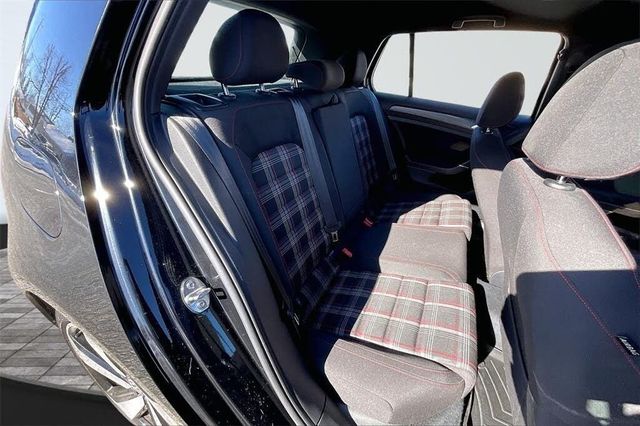 2018 Volkswagen Golf GTI 2.0T S 4-Door - 22976749 - 14