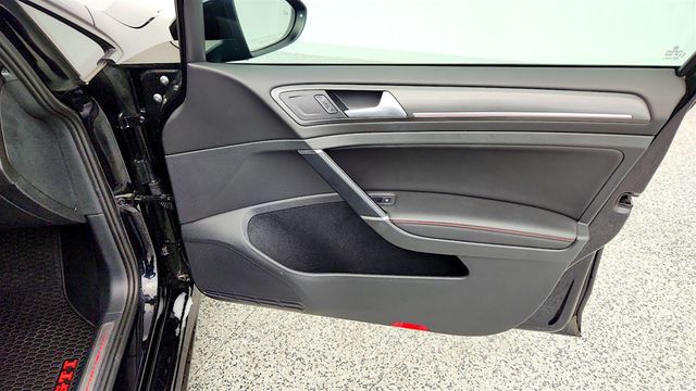 2018 Volkswagen Golf GTI 2.0T SE DSG with Leather Package - 22960232 - 22