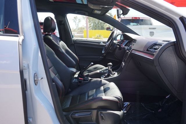 2018 Volkswagen Golf GTI GTI SE, MANUAL, PREMIUM WHEELS, MOON ROOF, LEATHER SEATS - 23062891 - 19