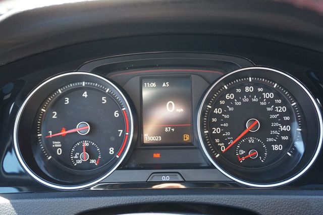 2018 Volkswagen Golf GTI GTI SE, MANUAL, PREMIUM WHEELS, MOON ROOF, LEATHER SEATS - 23062891 - 26