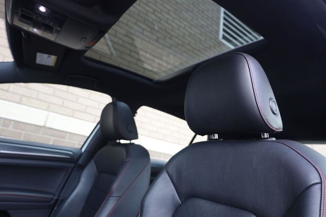 2018 Volkswagen Golf GTI S - 23057713 - 15