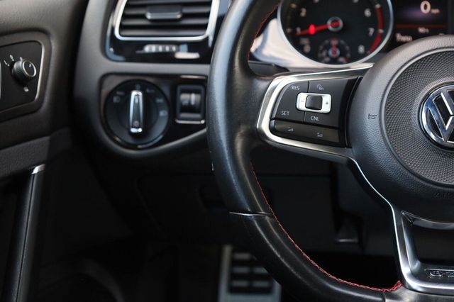 2018 Volkswagen Golf GTI S - 23057713 - 28