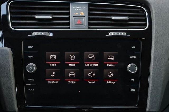 2018 Volkswagen Golf GTI S - 23057713 - 37