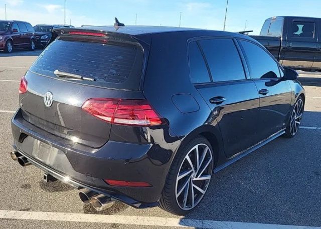 2018 Volkswagen Golf R  - 22959025 - 4