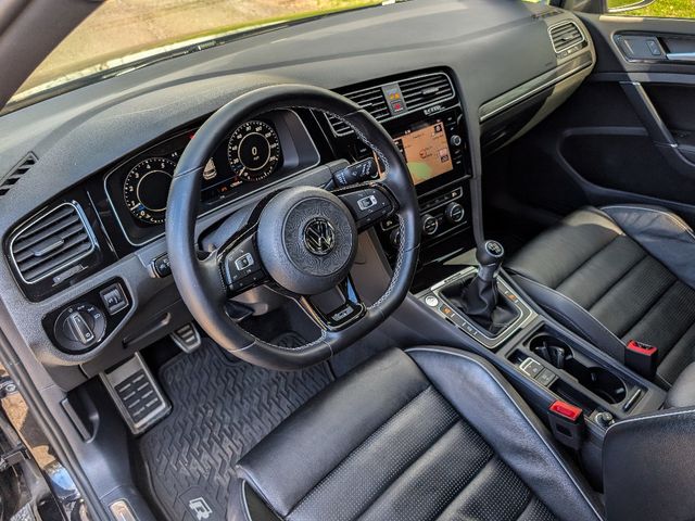 2018 Volkswagen Golf R 2.0T Manual w/DCC/Nav - 23007997 - 16