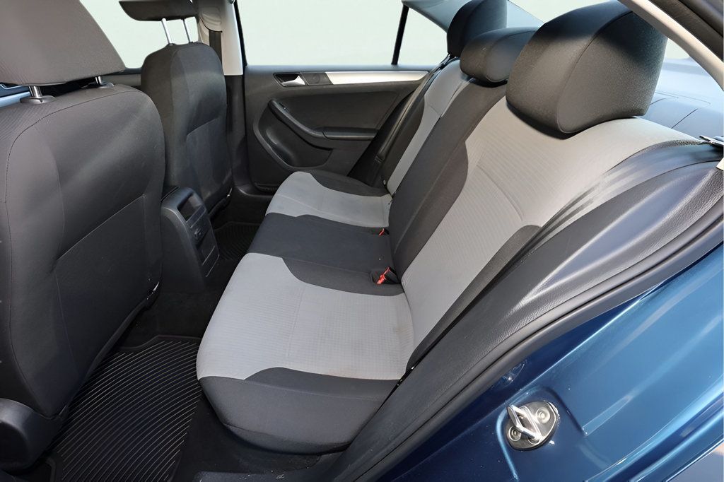 2018 Volkswagen Jetta 1.4T photo 14