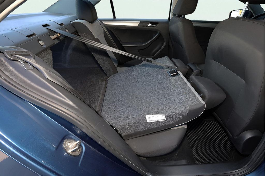 2018 Volkswagen Jetta 1.4T photo 16