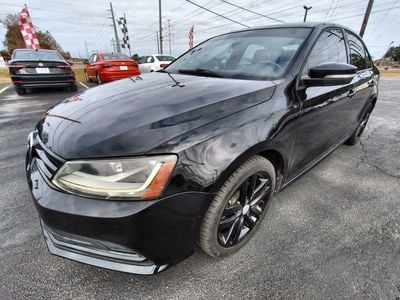 2018 Volkswagen Jetta - 3VWD17AJ7JM221847