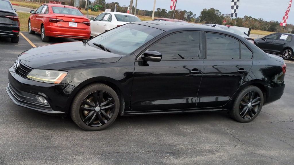 2018 Volkswagen Jetta 1.8T Sport photo 4