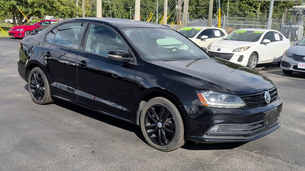 Volkswagen Jetta 1.8T SE Sport Automatic photo 2