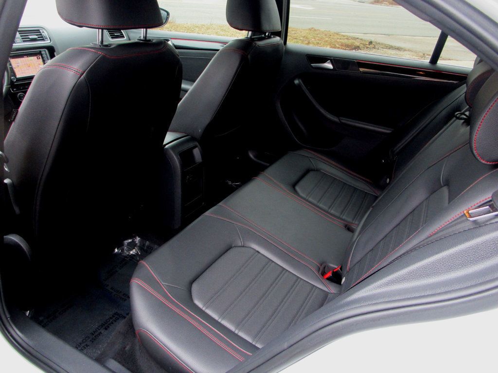 2018 Volkswagen Jetta 2.0T GLI DSG - 22968511 - 17