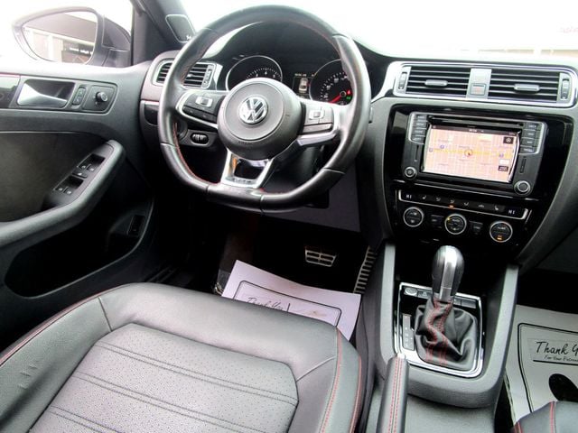 2018 Volkswagen Jetta 2.0T GLI DSG - 22968511 - 19