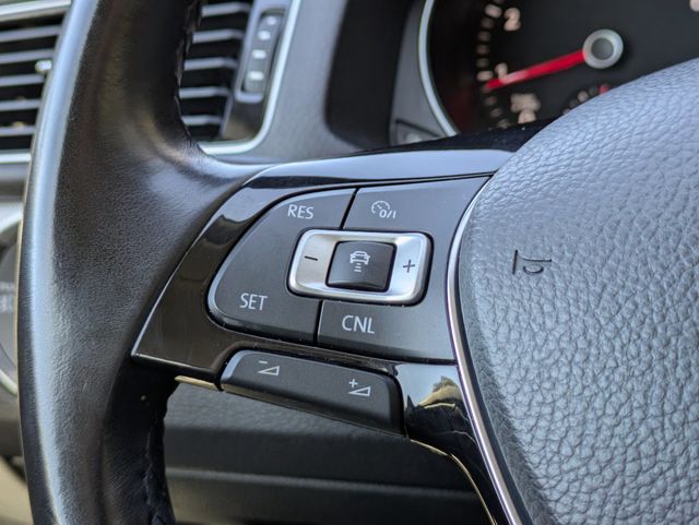 2018 Volkswagen Passat  - 22983495 - 24