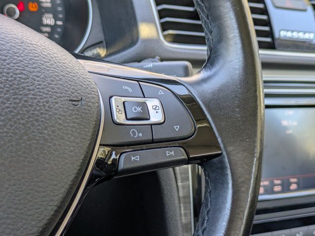 2018 Volkswagen Passat  - 22983495 - 25