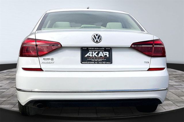 2018 Volkswagen Passat 2.0T S Automatic - 22984529 - 5