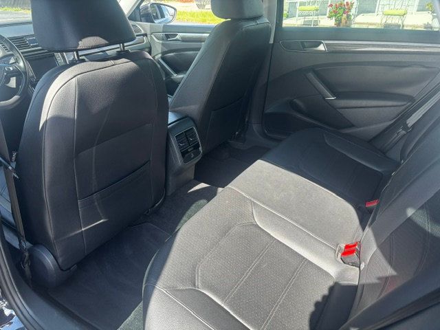2018 Volkswagen Passat 2.0T SE Automatic - 23043137 - 11
