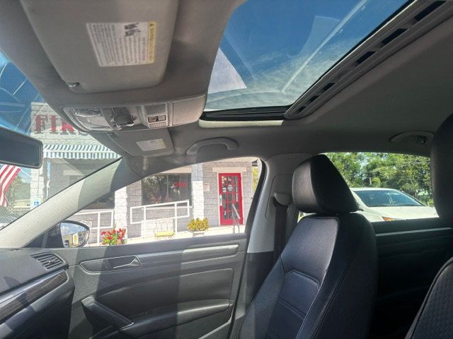 2018 Volkswagen Passat 2.0T SE Automatic - 23043137 - 14