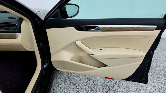 2018 Volkswagen Passat 2.0T SE Automatic - 23022501 - 25