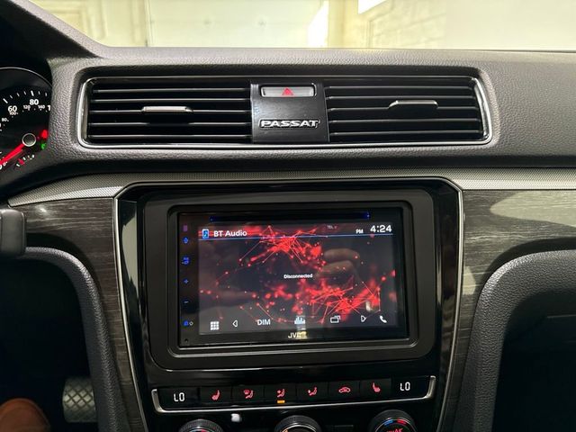 2018 Volkswagen Passat 2.0T SE w/Technology Automatic - 23079356 - 16