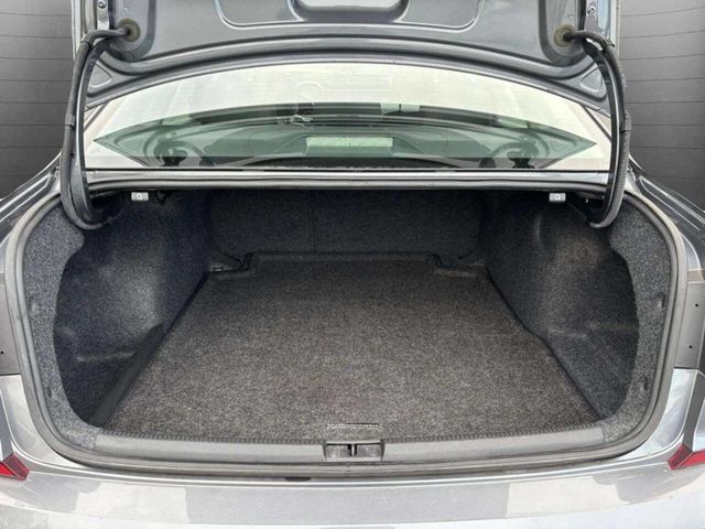 2018 Volkswagen Passat 2.0T SE w/Technology Automatic - 22938444 - 15