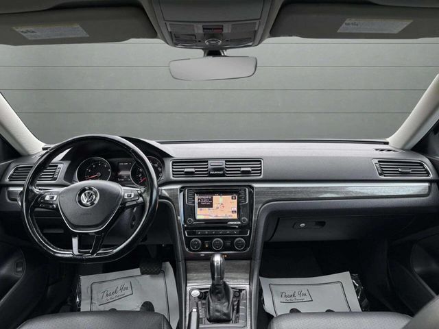 2018 Volkswagen Passat 2.0T SE w/Technology Automatic - 22938444 - 20