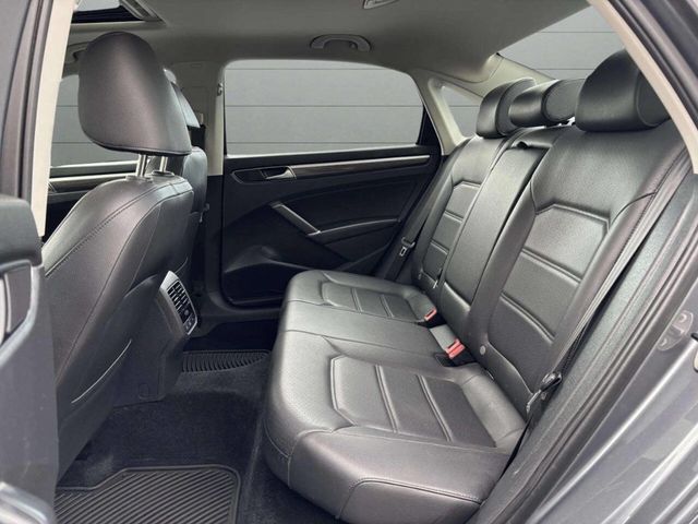 2018 Volkswagen Passat 2.0T SE w/Technology Automatic - 22945877 - 14