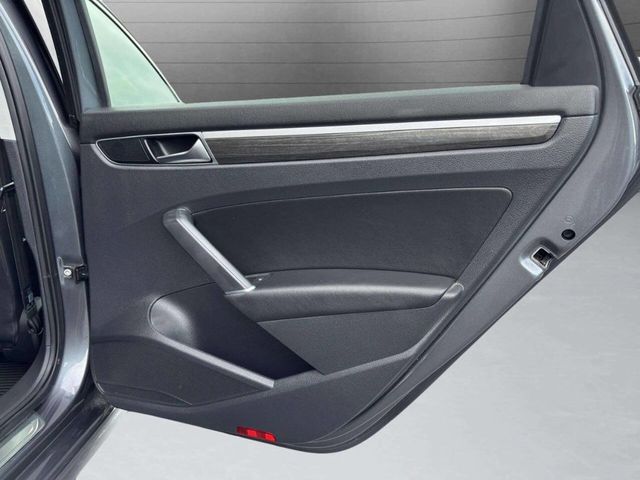 2018 Volkswagen Passat 2.0T SE w/Technology Automatic - 22945877 - 16