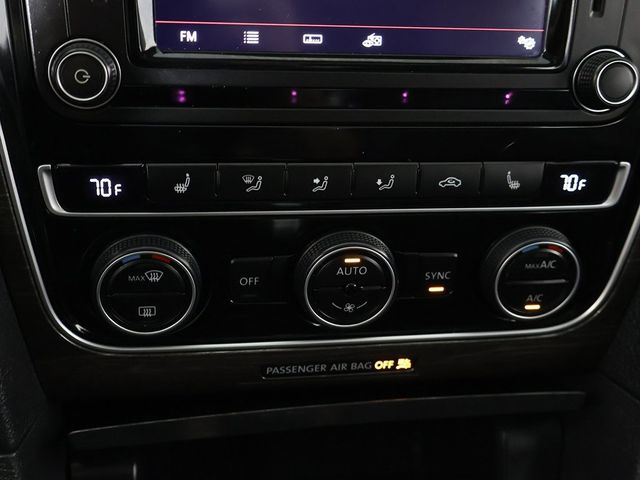 2018 Volkswagen Passat 2.0T SE w/Technology Automatic - 22967698 - 48