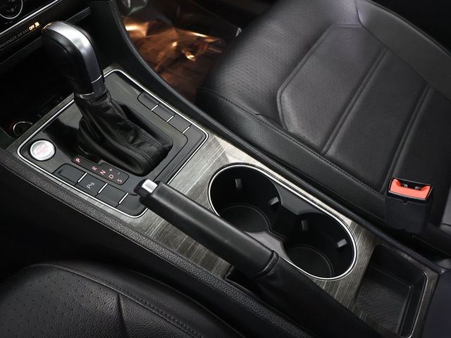 2018 Volkswagen Passat 2.0T SE w/Technology Automatic - 22967698 - 52