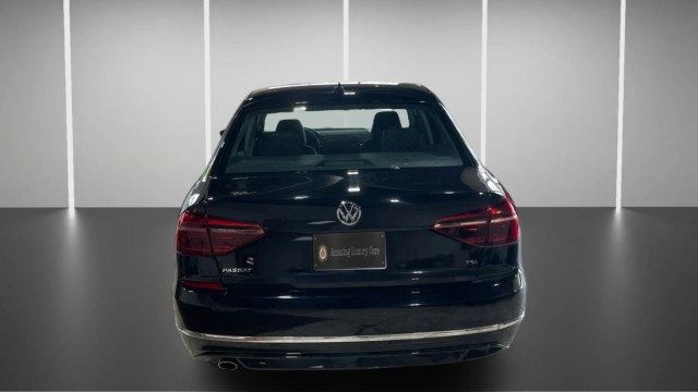 2018 Volkswagen Passat R-Line Automatic - 23020804 - 6