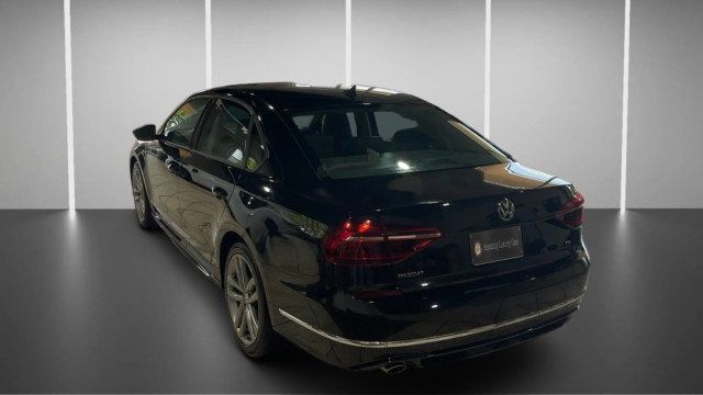 2018 Volkswagen Passat R-Line Automatic - 23020804 - 8