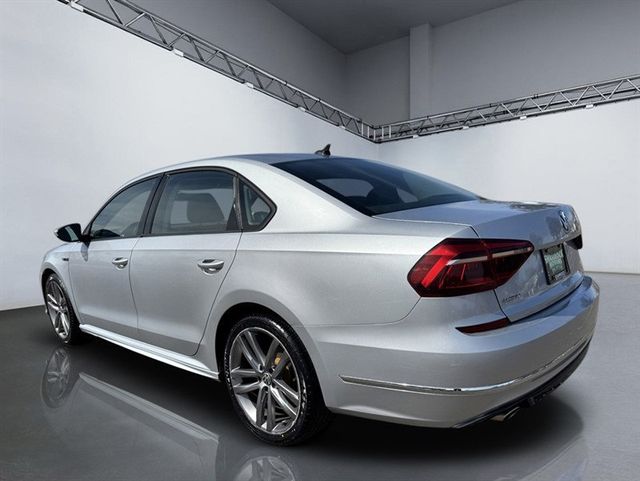 2018 Volkswagen Passat R-Line Automatic - 23004256 - 4