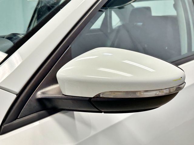 2018 Volkswagen Passat R-Line Automatic - 23033919 - 13